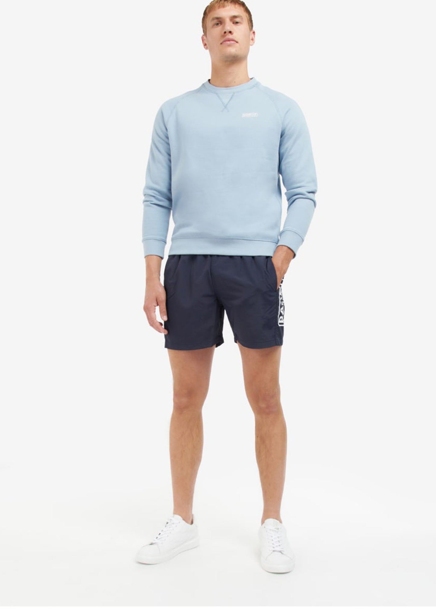 Barbour International Truien Essential crew neck sweat - powder blue