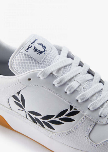 Fred Perry Schoenen Textured leather - white navy
