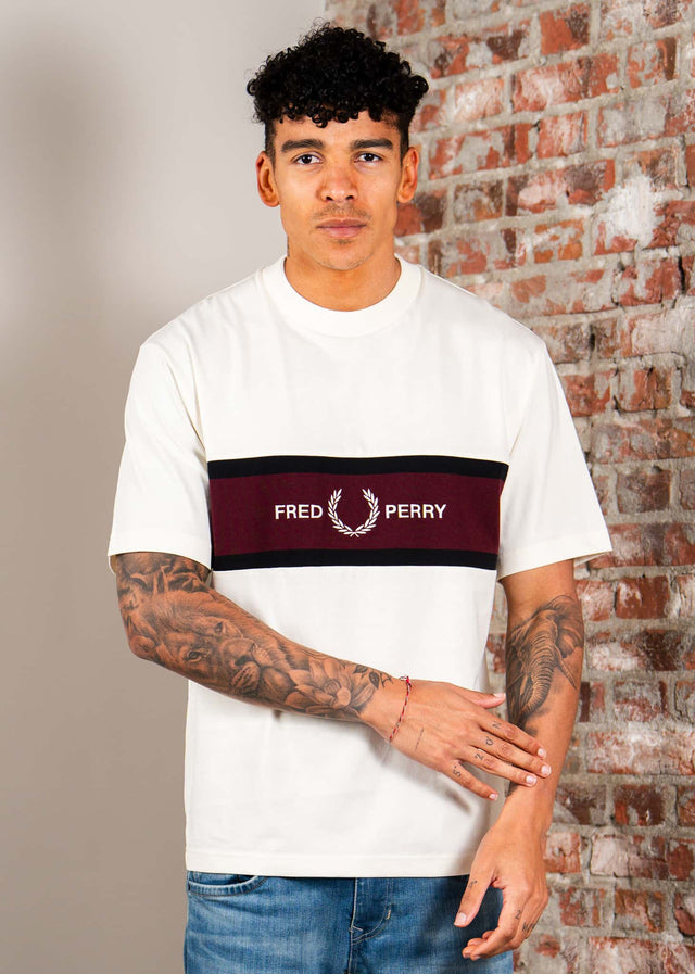 Fred Perry T-shirts Embroidered panel t-shirt - ecru