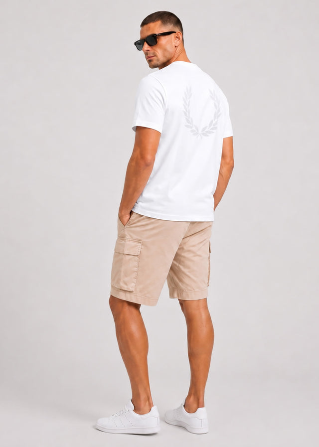 Fred Perry T-shirts Loose fit Back print laurel wreath t-shirt - snow white