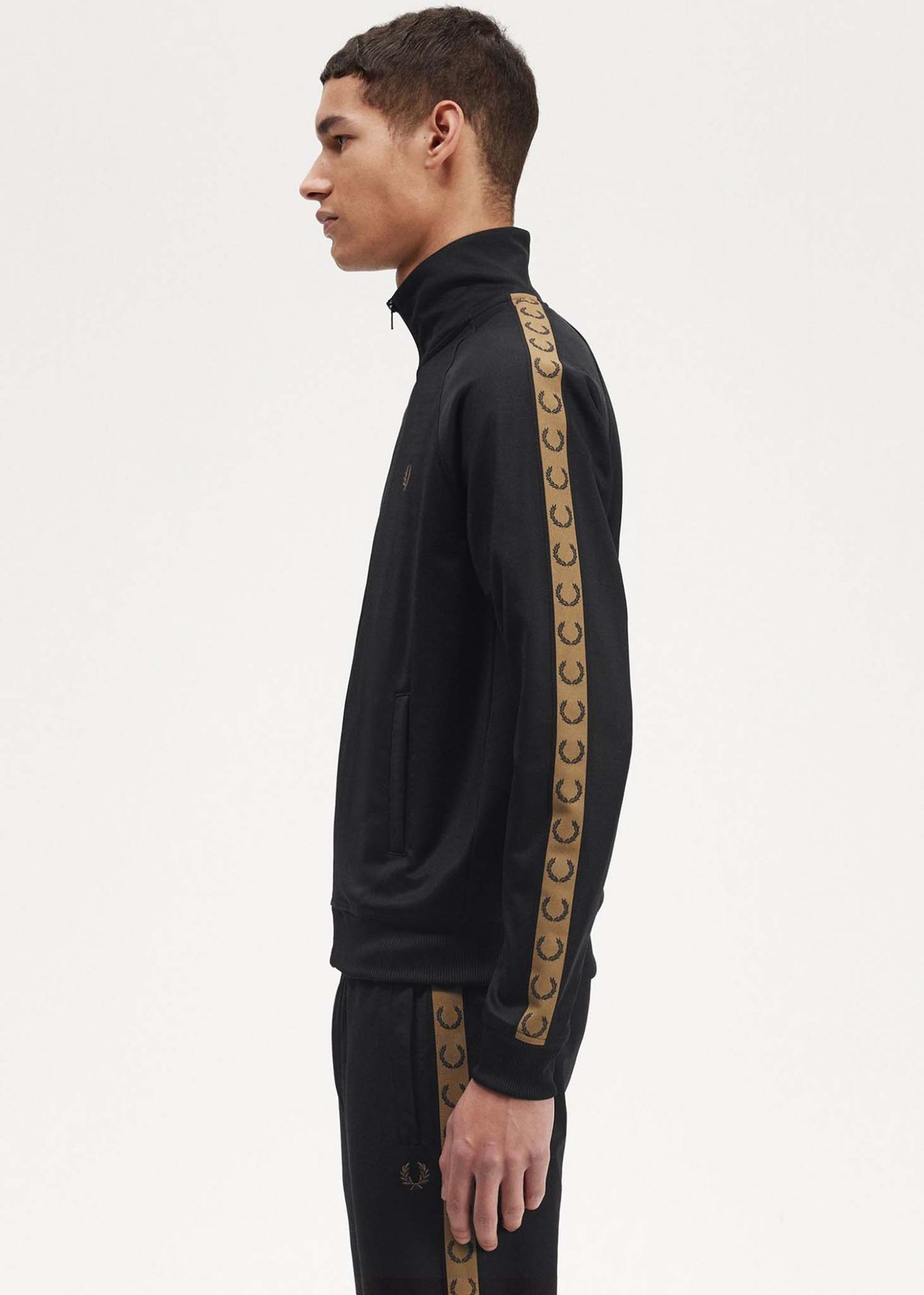 Fred Perry Vesten Contrast tape track jacket - black shaded stone