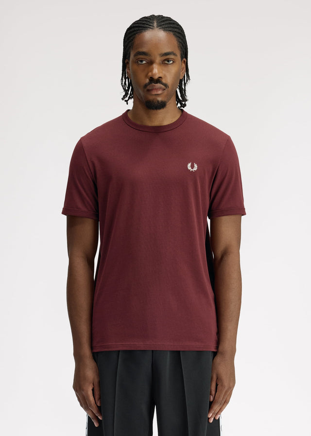 Fred Perry T-shirts Ringer t-shirt - oxblood