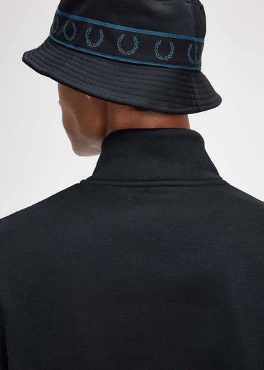 Fred Perry Truien Embroidered half zip sweat - black