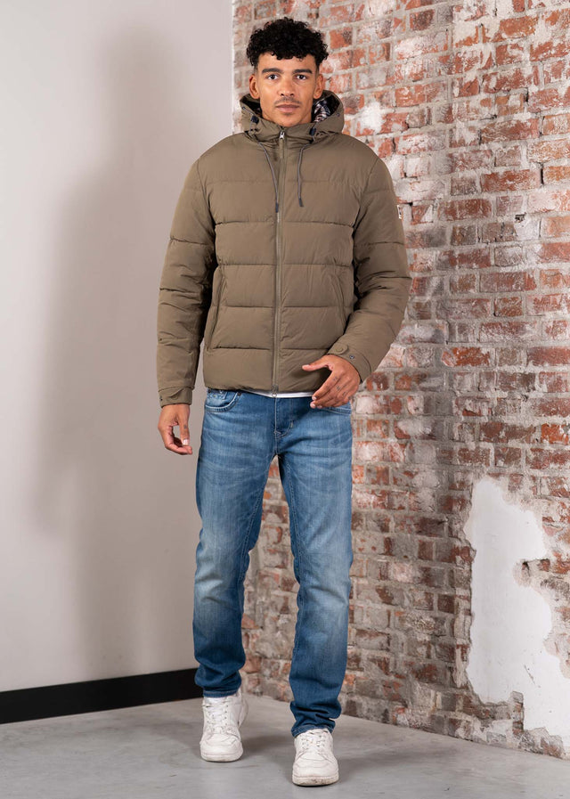 Aquascutum Jassen Sp hooded puffer - army green