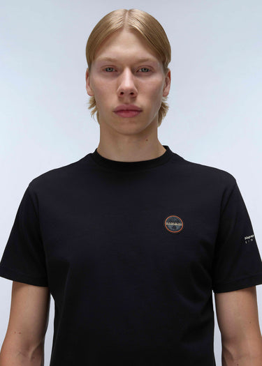 Napapijri T-shirts Badge t-shirt - black