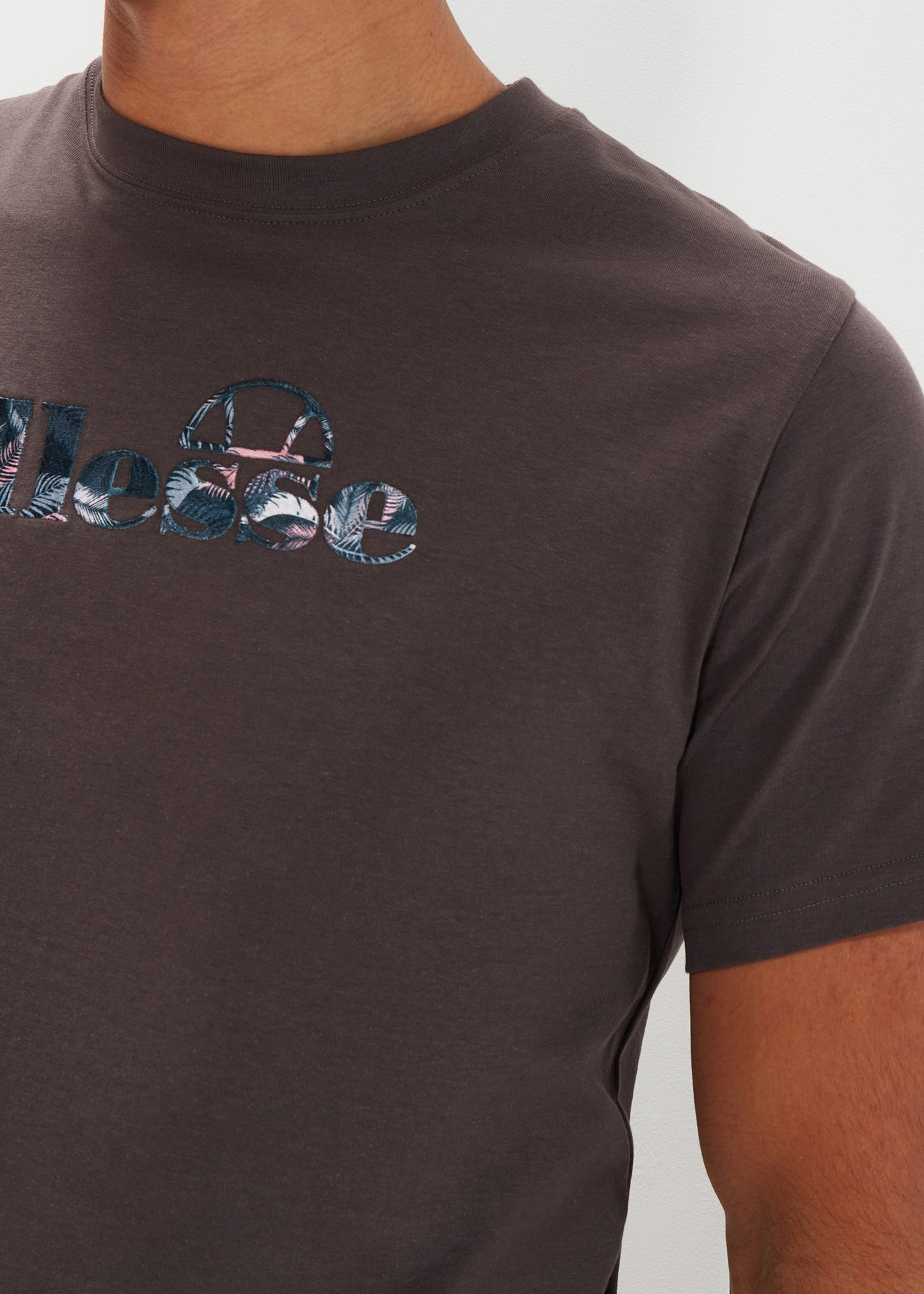 Ellesse T-shirts Vana tee - dark grey