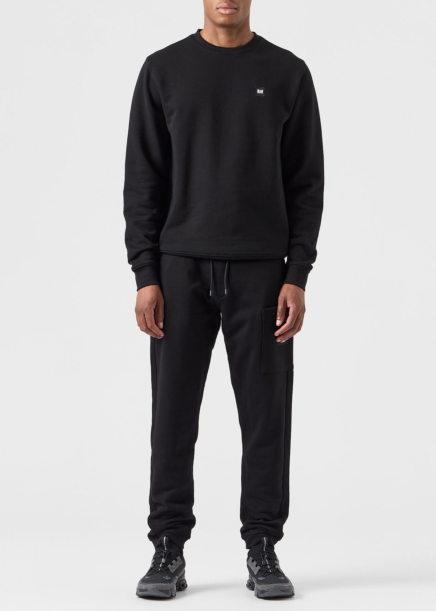 Weekend Offender Truien Ferrer - black