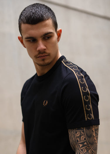 Fred Perry T-shirts Contrast tape ringer t-shirt - black stone