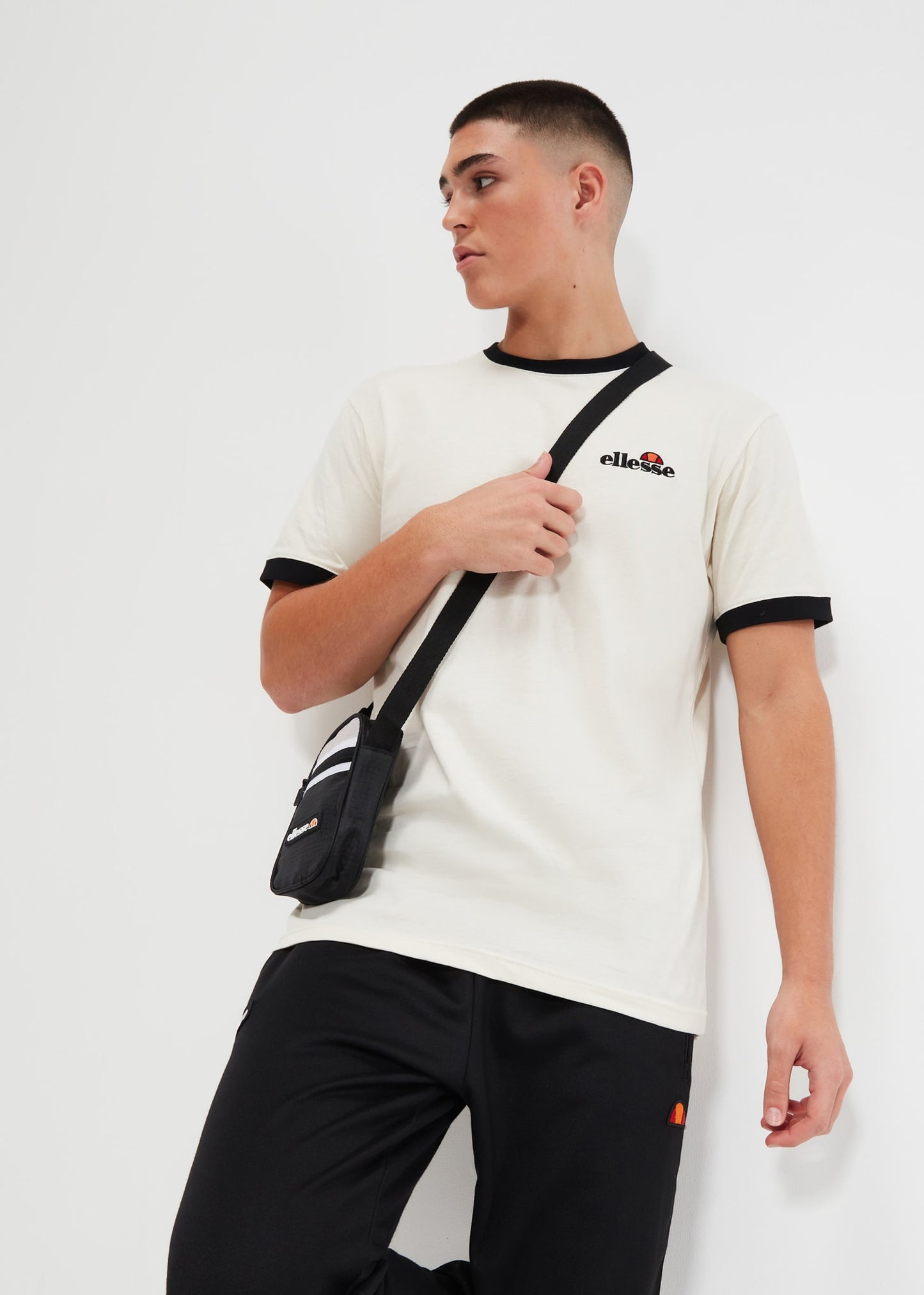 Ellesse T-shirts Meduno tee - off white