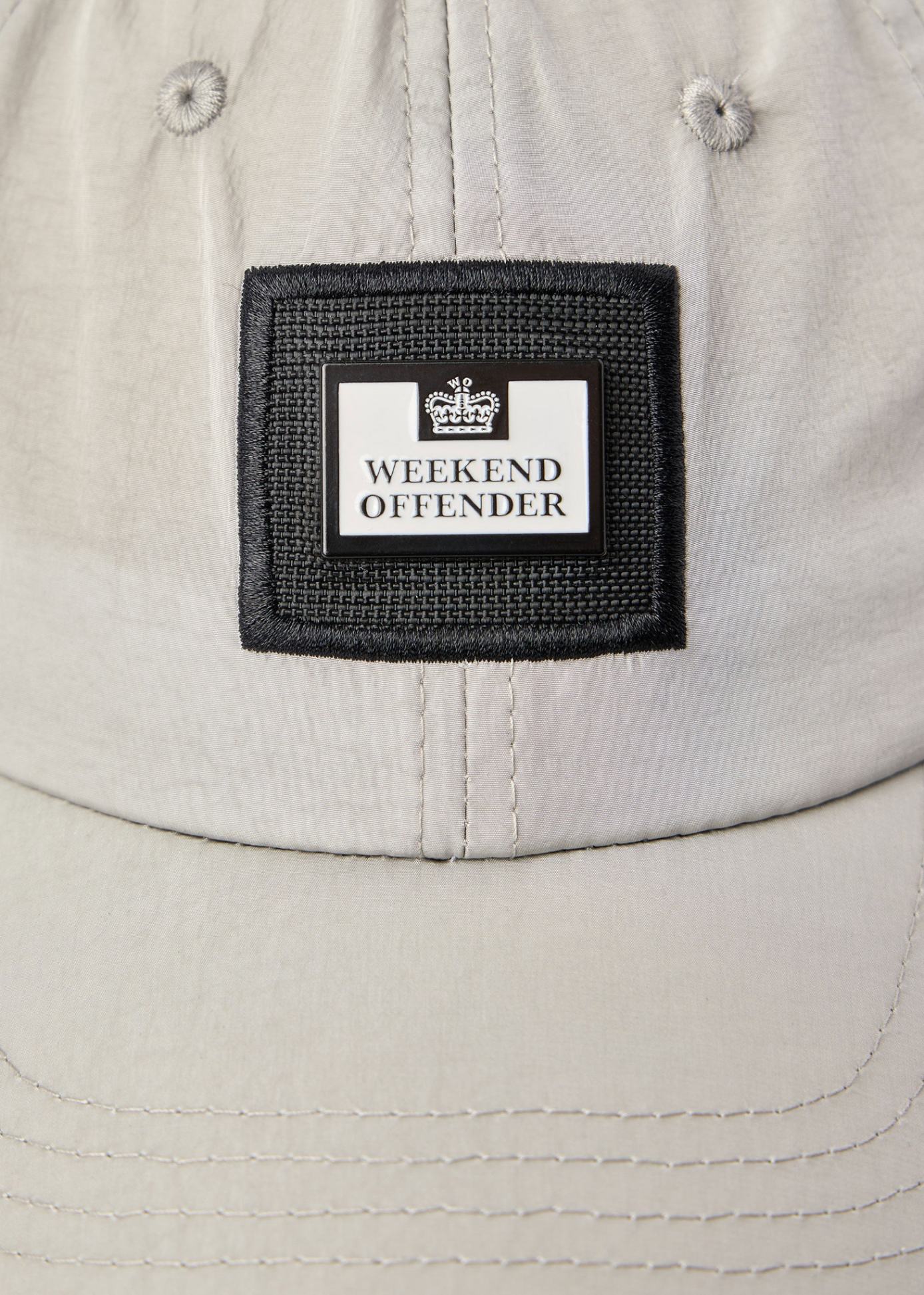 Weekend Offender Petten Natadola - rhino