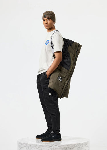 Weekend Offender Jassen  Storm - castle green
