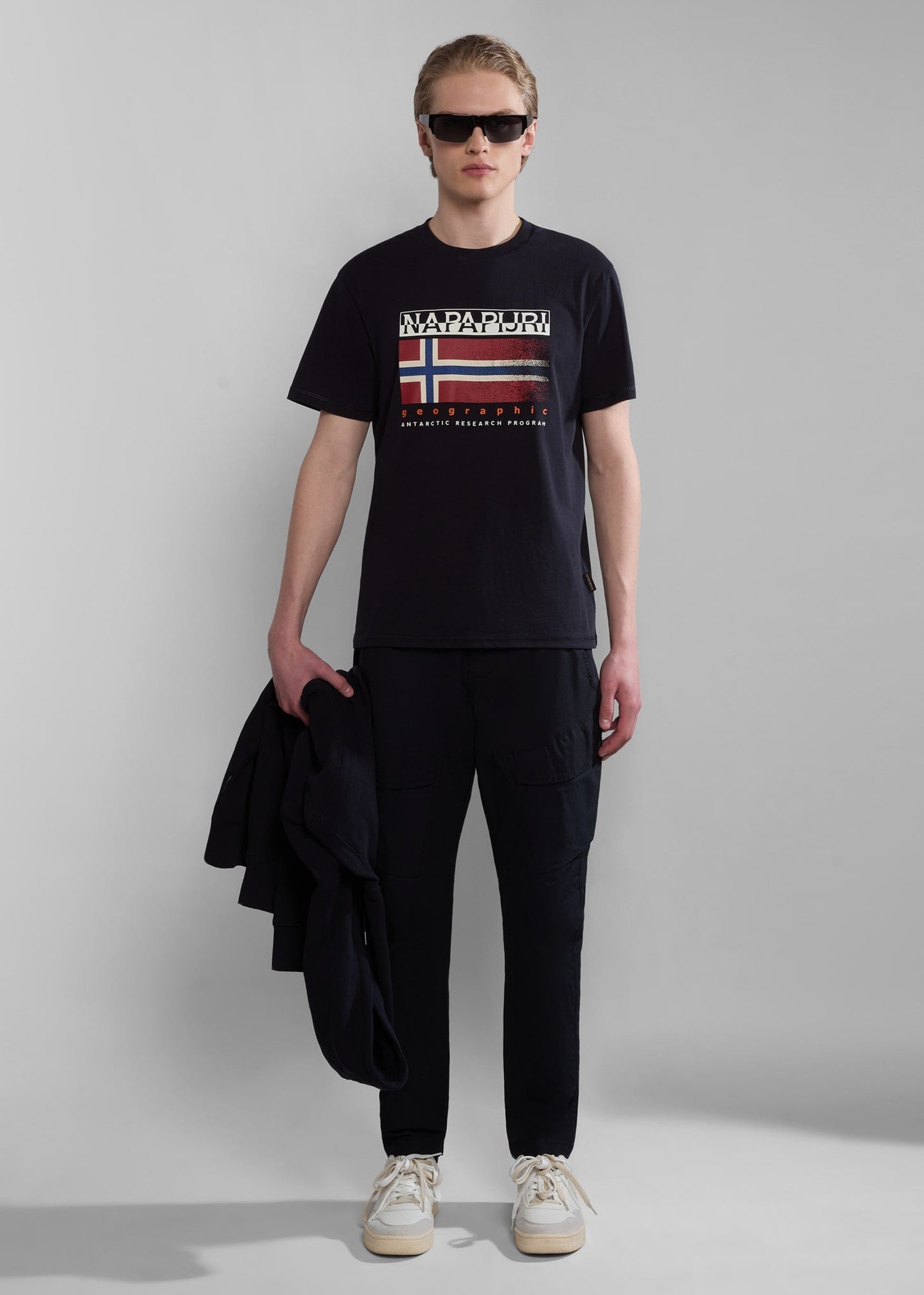 Napapijri T-shirts Kreis t-shirt - black