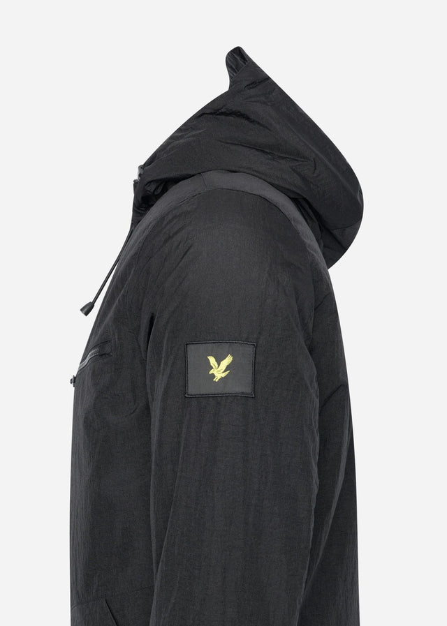 Lyle & Scott Jassen Wadded dual pocket jacket with face guard - jet black