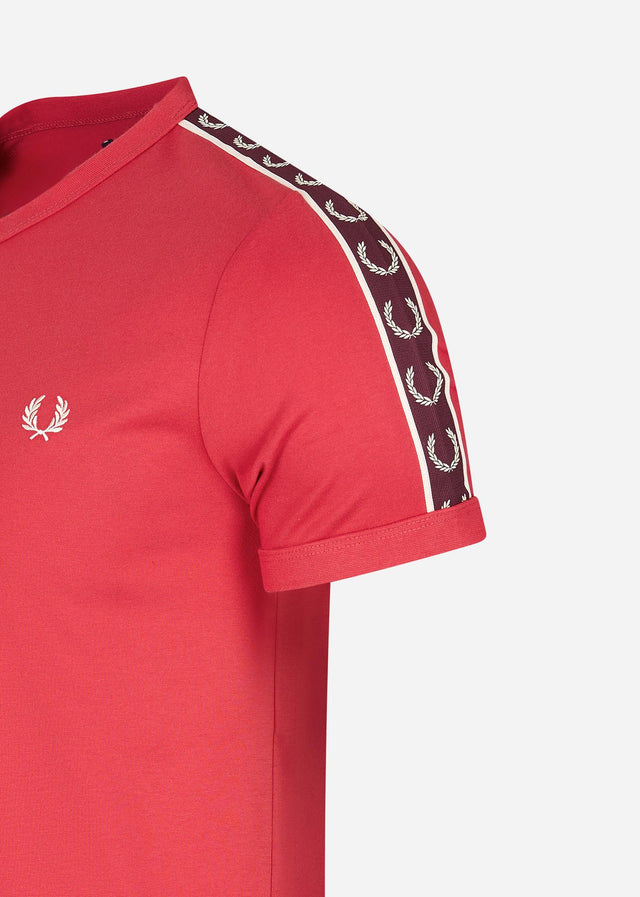 Fred Perry T-shirts Contrast tape ringer t-shirt - washed red oxblood