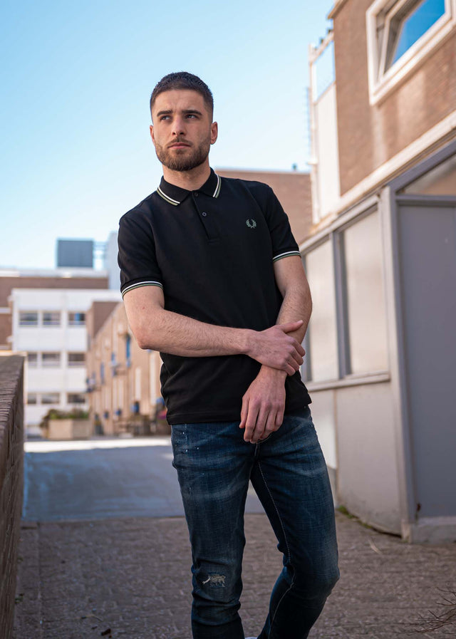 Fred Perry Polo's Twin tipped fred perry shirt - black ecru pistachio
