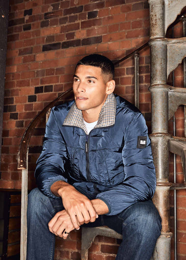 Weekend Offender Jassen Holloway - navy