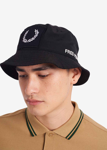 Fred Perry Bucket Hats Laurel wreath branded bucket hat - black