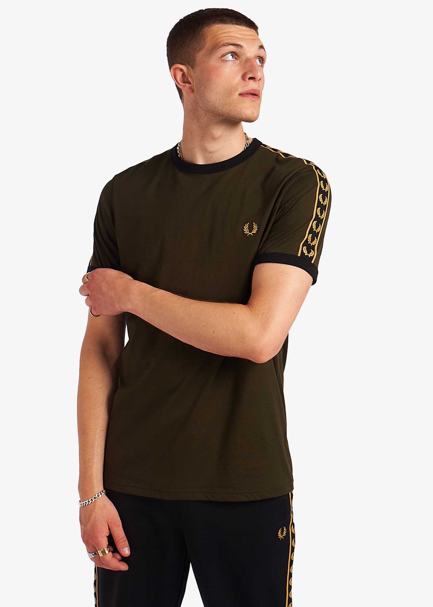 Fred Perry T-shirts Gold taped ringer t-shirt - hunting green
