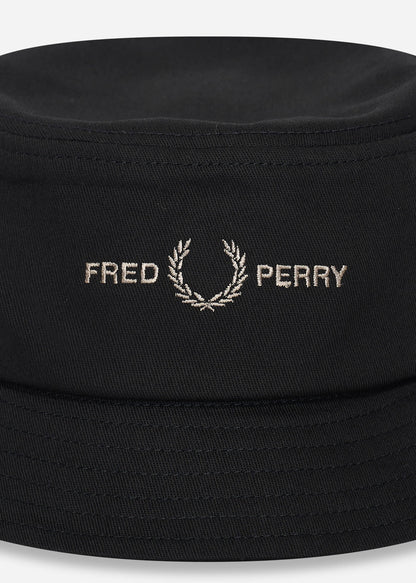 Fred Perry Bucket Hats  Graphic brand twill bucket hat - black warm grey 