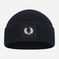 Fred Perry Mutsen  Patch brand waffle knit beanie - oatmeal dark caramel 