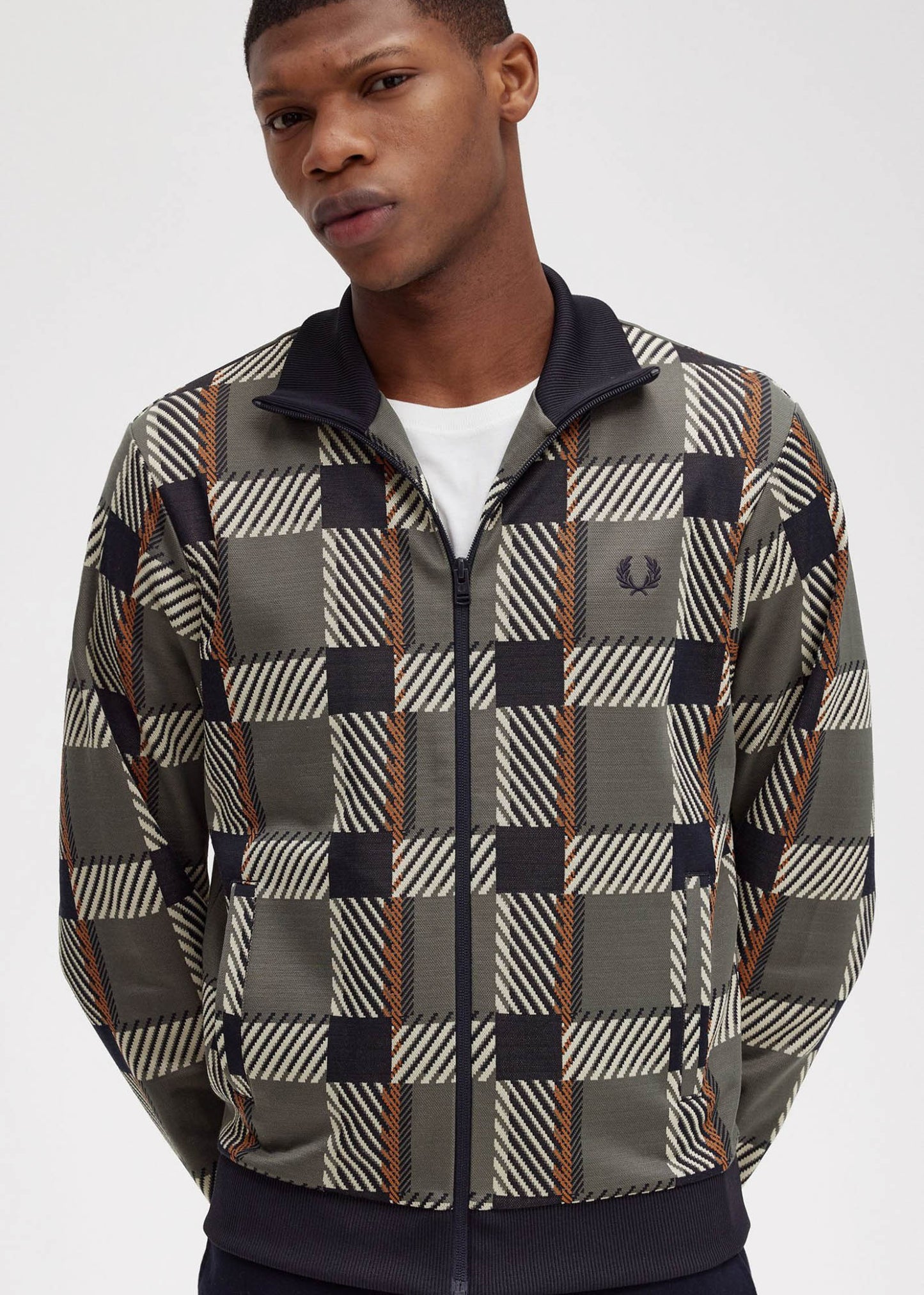 Fred Perry Vesten  Glitch tartan track jacket - field green 