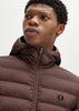 Fred Perry Jassen  Hooded insulated jacket - carrington-road-brick 