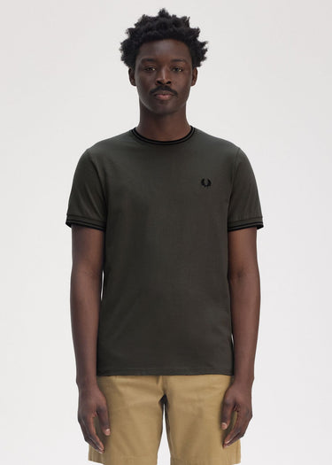 Fred Perry T-shirts Twin tipped t-shirt - Field Green Black