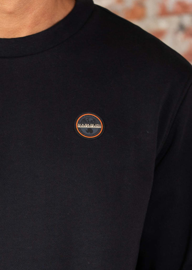 Napapijri Truien Badge crewneck - black beauty