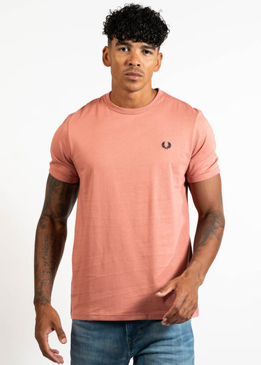 Fred Perry T-shirts Ringer t-shirt - putty pink