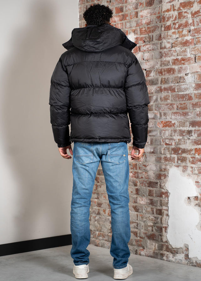 Ellesse Jassen Dominicis padded jacket - black