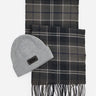 Barbour International Sjaals  Sweeper beanie scarf gift set - grey 