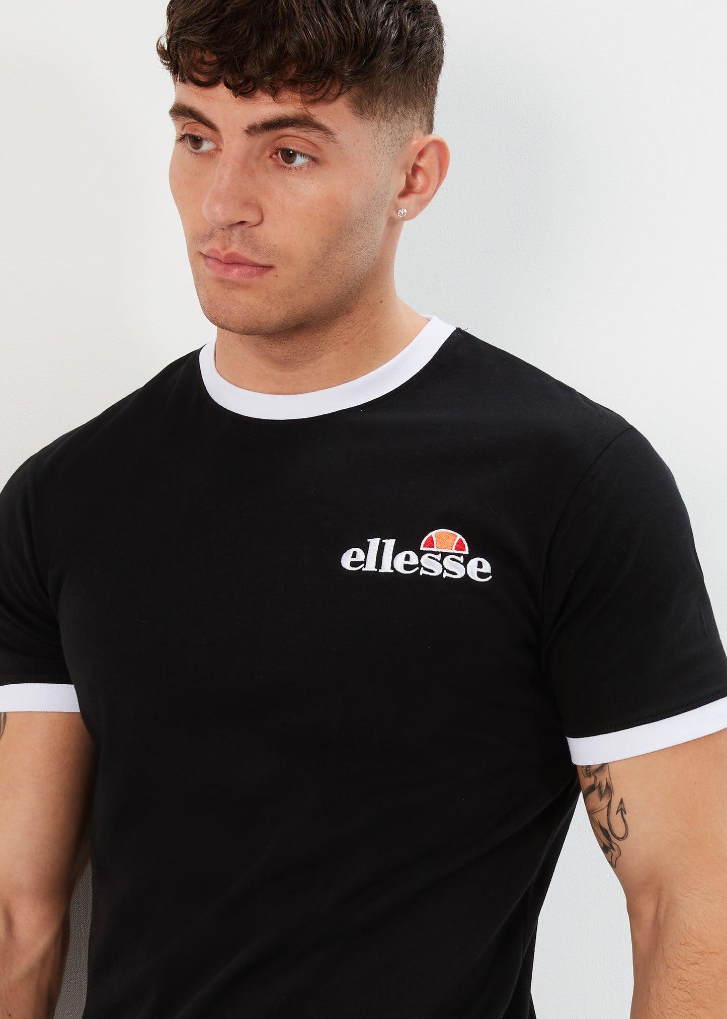 Ellesse T-shirts  Meduno tee - black 