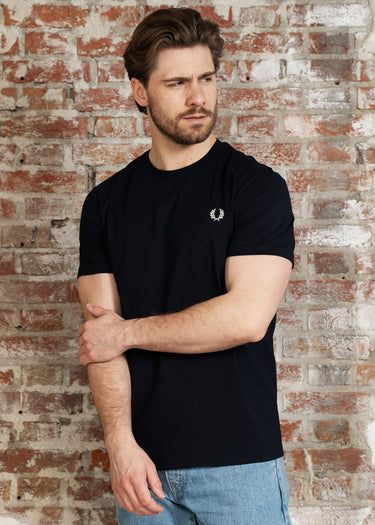 Fred Perry T-shirts Rear powder laurel graphic tee - navy