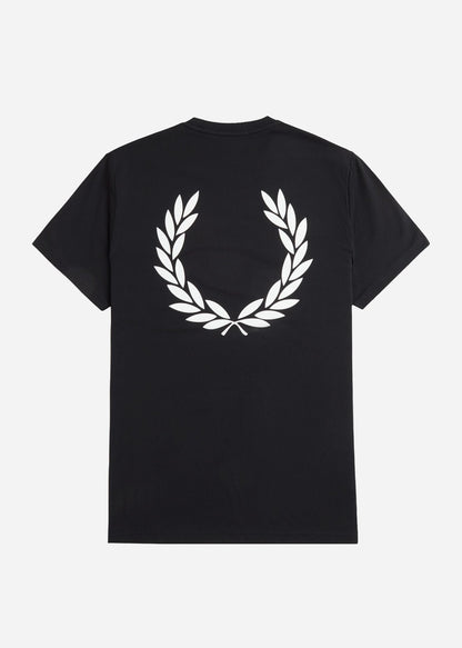 Fred Perry T-shirts  Rear powder laurel graphic tee - black 