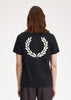 Fred Perry T-shirts  Rear powder laurel graphic tee - black 