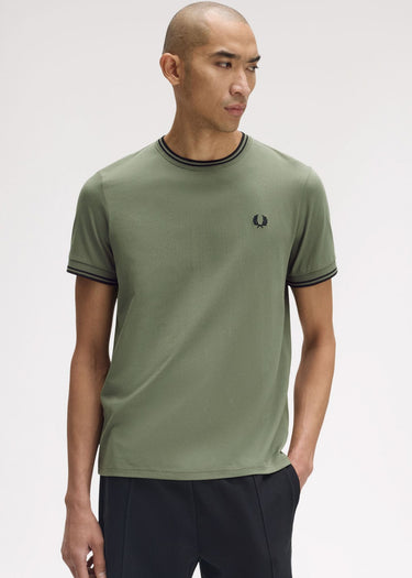 Fred Perry T-shirts Twin tipped t-shirt - laurel wreath green black
