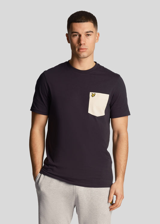 Lyle & Scott T-shirts  Contrast pocket t-shirt - dark navy cove 