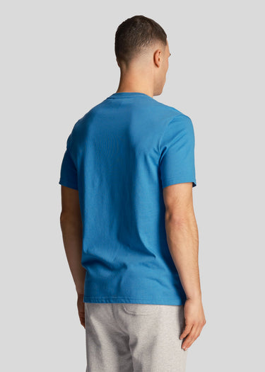 Lyle & Scott T-shirts  Contrast pocket t-shirt - spring blue jet black 