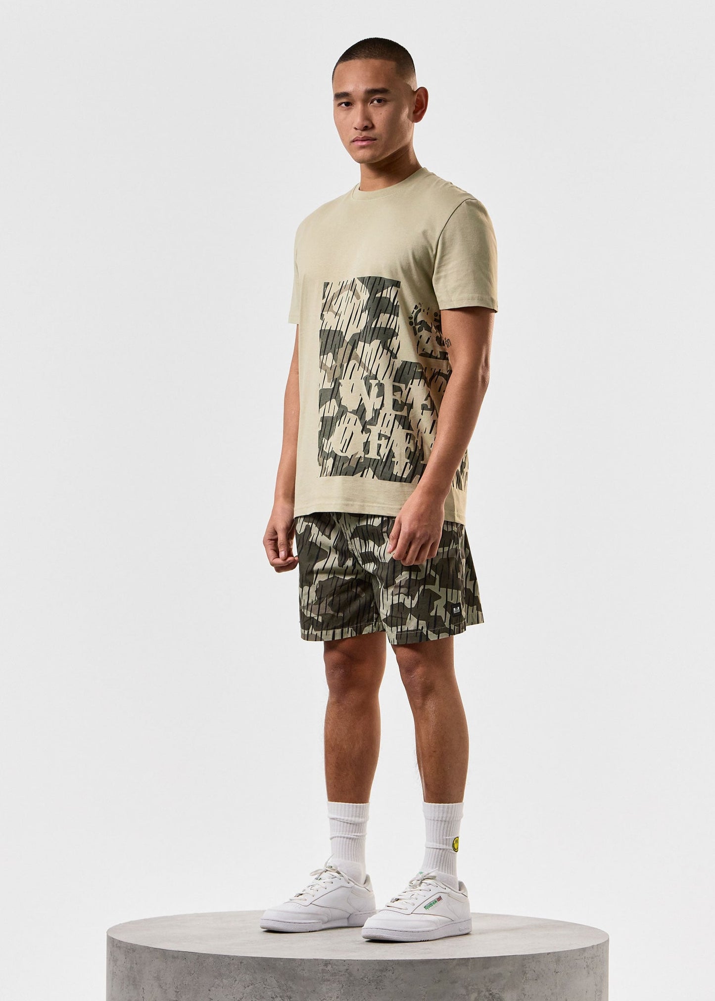 Weekend Offender T-shirts  Noosa camo - castle green rain camo 