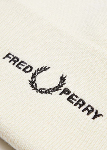 Fred Perry Mutsen  Graphic beanie - ecru 