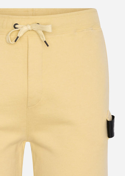 MA.Strum Korte Broeken  Core sweat short - mellow yellow 