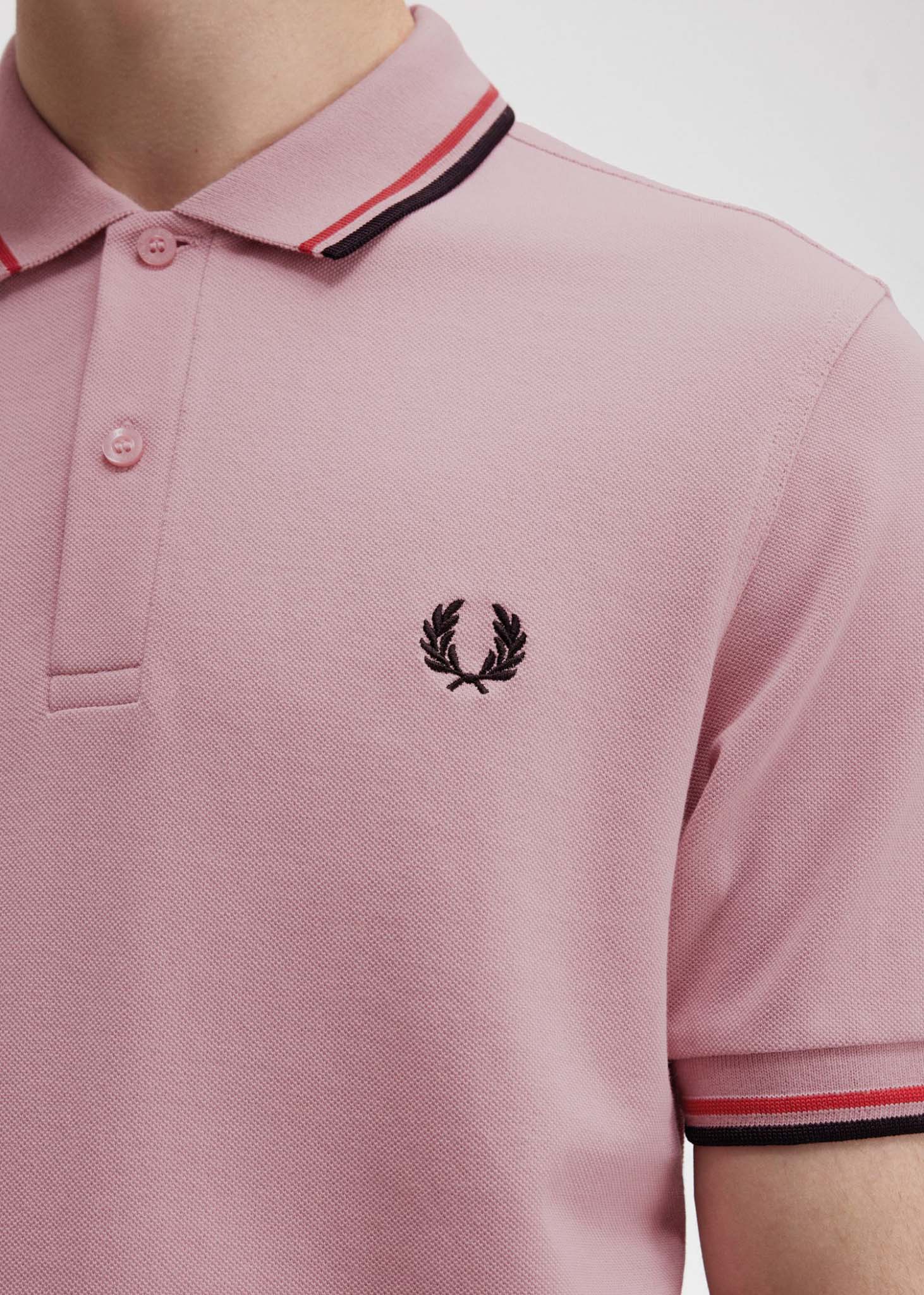 Fred Perry Polo's  Twin tipped fred perry shirt - chalky pink washed red black 