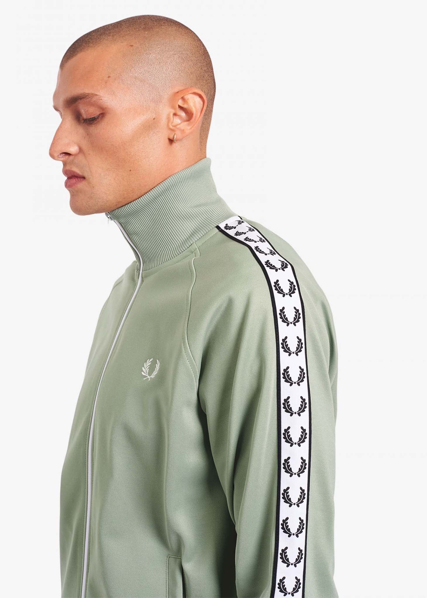 Fred Perry Vesten  Taped track jacket - seagrass 